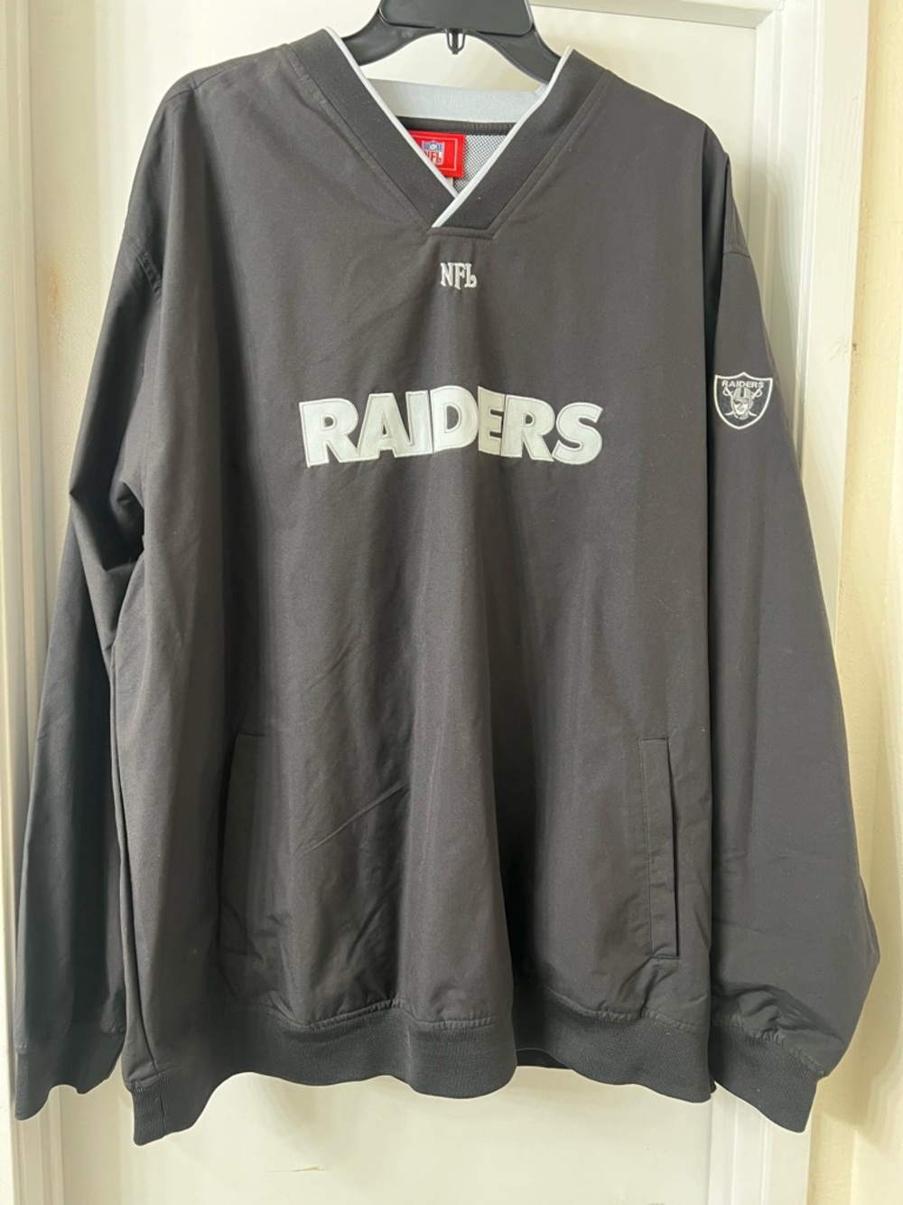 NFL Mesh Jersey Collar with Red Logo Accent - Black & White